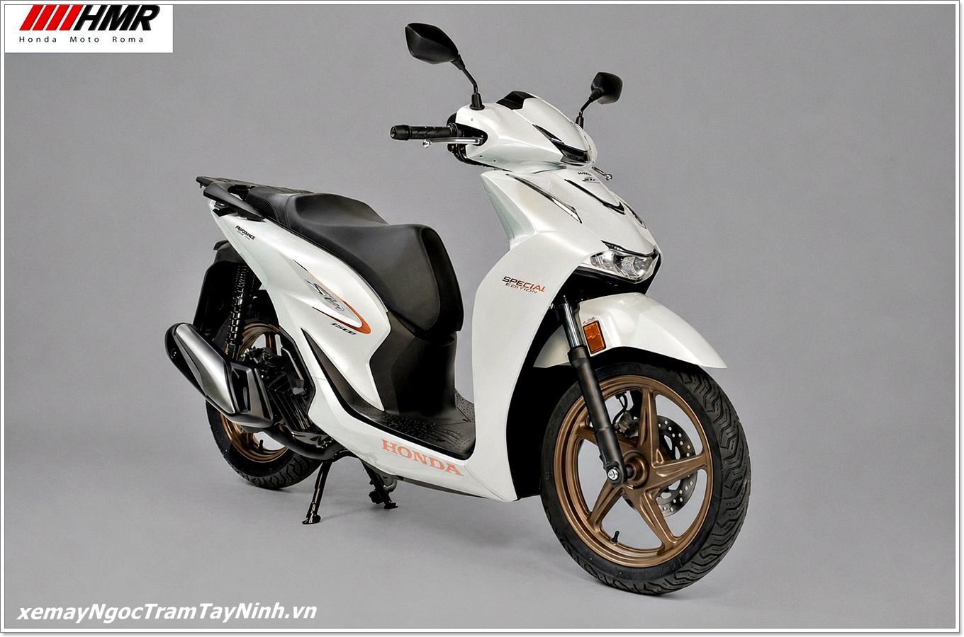 Trang chủ 69 Honda SH Ý 150i Special Edition – Performance màu trắng